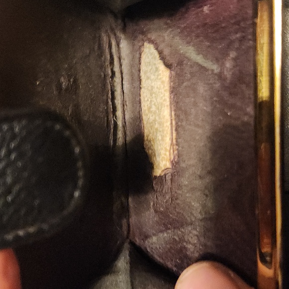 Chanel kiss lock wallet - Picture 9 of 9